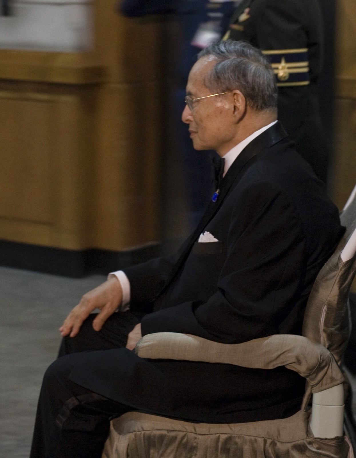 King Bhumibol, Siriraj Hospital, 2010